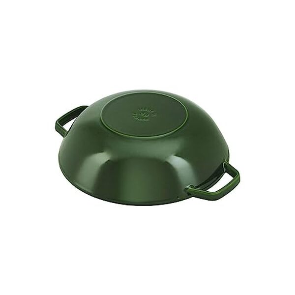 Découvrez notre analyse détaillée du wok Staub en fonte, modèle basilic de 30 cm et 4, 40 L : un allié essentiel en cuisine pour des plats savoureux et sains.