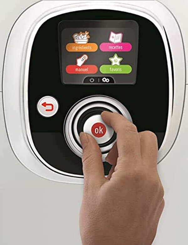 Découvrez l'efficacité du multicuiseur intelligent Cookeo de Moulinex : un allié pratique et moderne pour une cuisine simplifiée au quotidien.